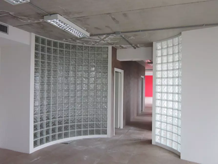 Immagine 10 di Ufficio in vendita  in Chiari via Brescia 43 a Chiari