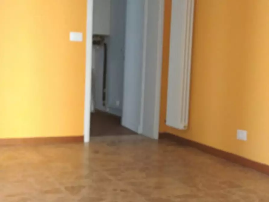 Immagine 6 di Negozio in affitto  a Monselice