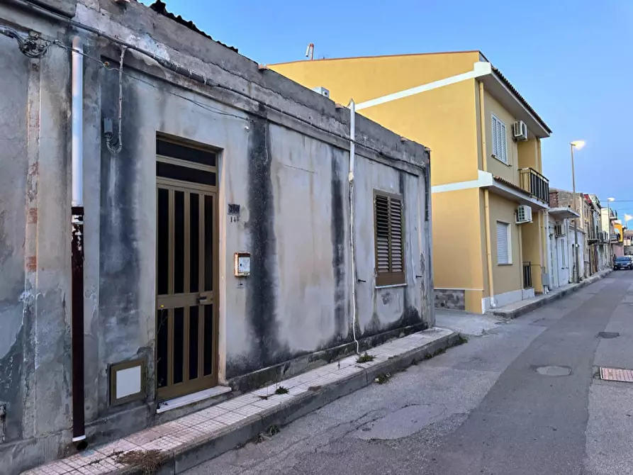 Immagine 1 di Casa indipendente in vendita  in VIA BASTIONE a Milazzo