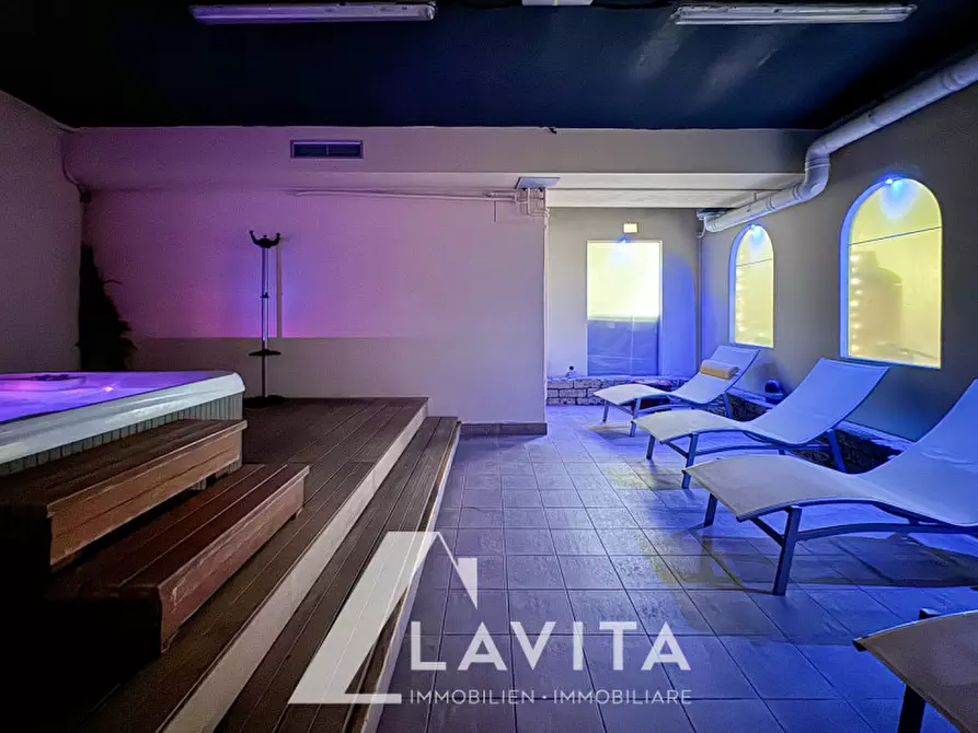 Immagine 13 di Attività commerciale in vendita  in via della visitazione a Bolzano