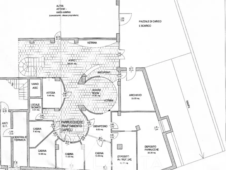 Immagine 21 di Attività commerciale in vendita  in via della visitazione a Bolzano