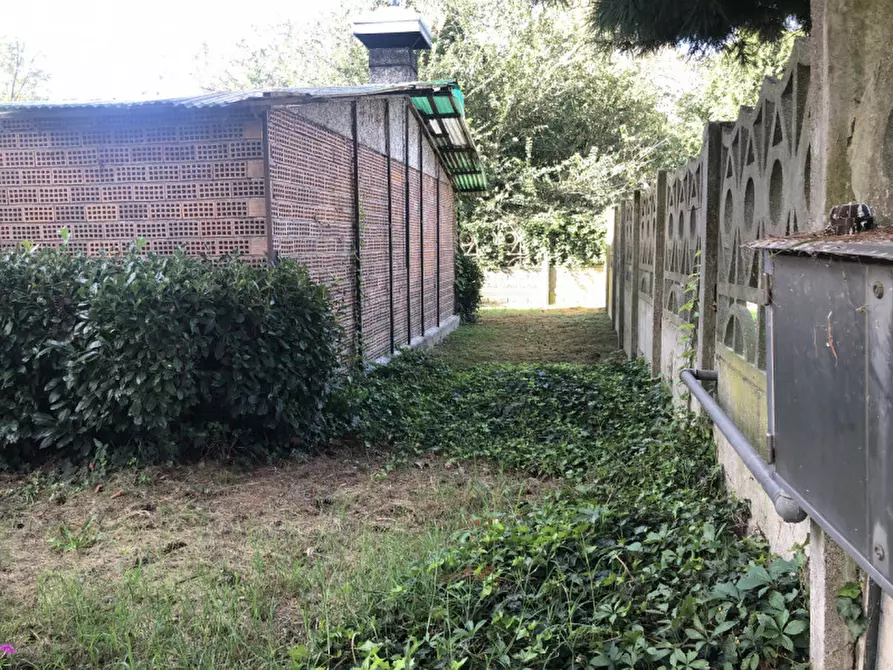 Immagine 25 di Casa indipendente in vendita  in via val d'ossola 79 a Vanzago