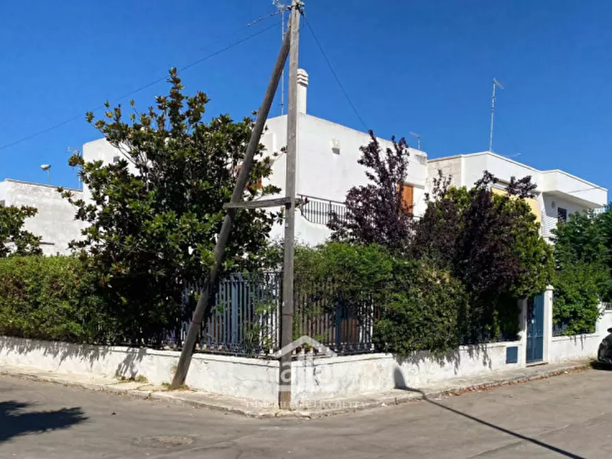 Immagine 1 di Villa in vendita  in via giovanni agnelli 56 a Porto Cesareo