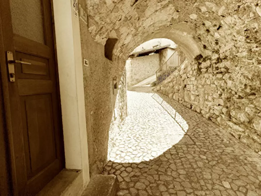 Immagine 12 di Appartamento in vendita  in Frazione Andogno a San Lorenzo Dorsino