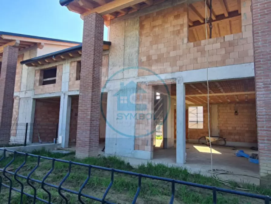 Immagine 2 di Casa bifamiliare in vendita  in VIA FRUSTA a Salzano