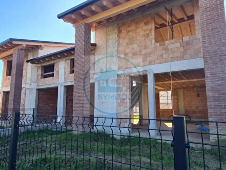 Immagine 4 di Casa bifamiliare in vendita  in VIA FRUSTA a Salzano