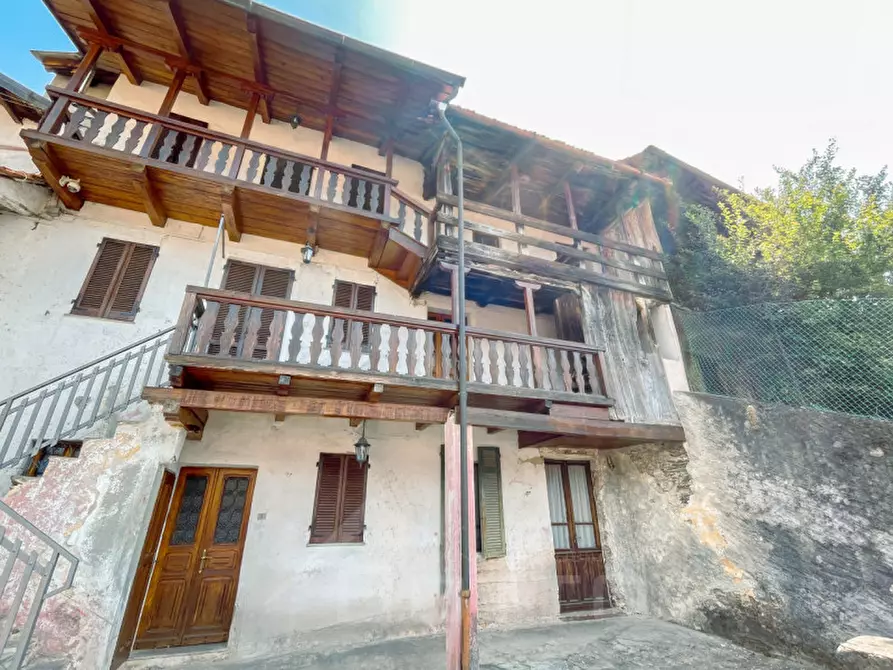 Immagine 3 di Villetta a schiera in vendita  in via San Giulio a Loreglia