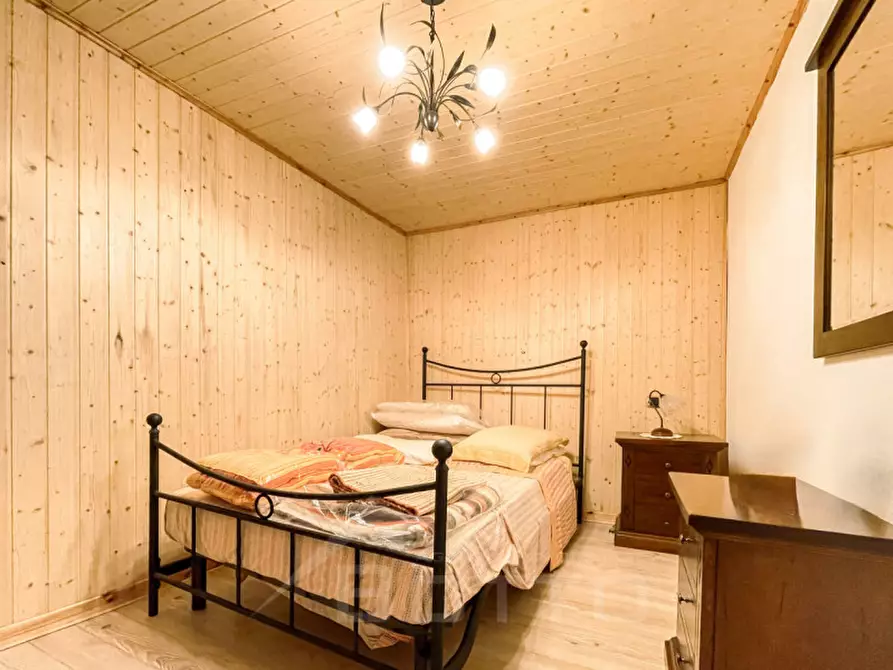 Immagine 4 di Villetta a schiera in vendita  in via San Giulio a Loreglia