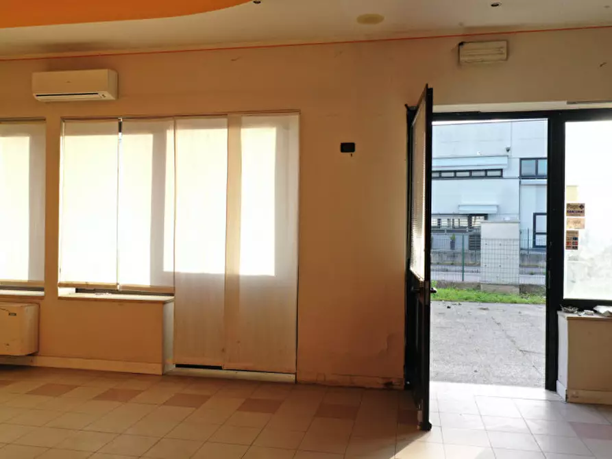 Immagine 20 di Ufficio in affitto  in via Galileo Galilei a Teolo