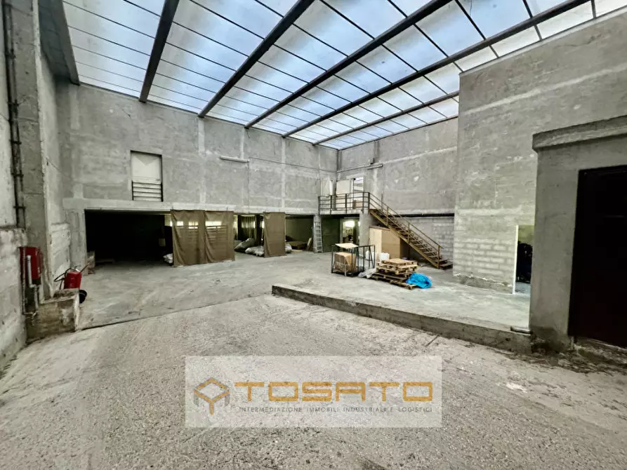 Immagine 6 di Capannone industriale in vendita  a Montagnana