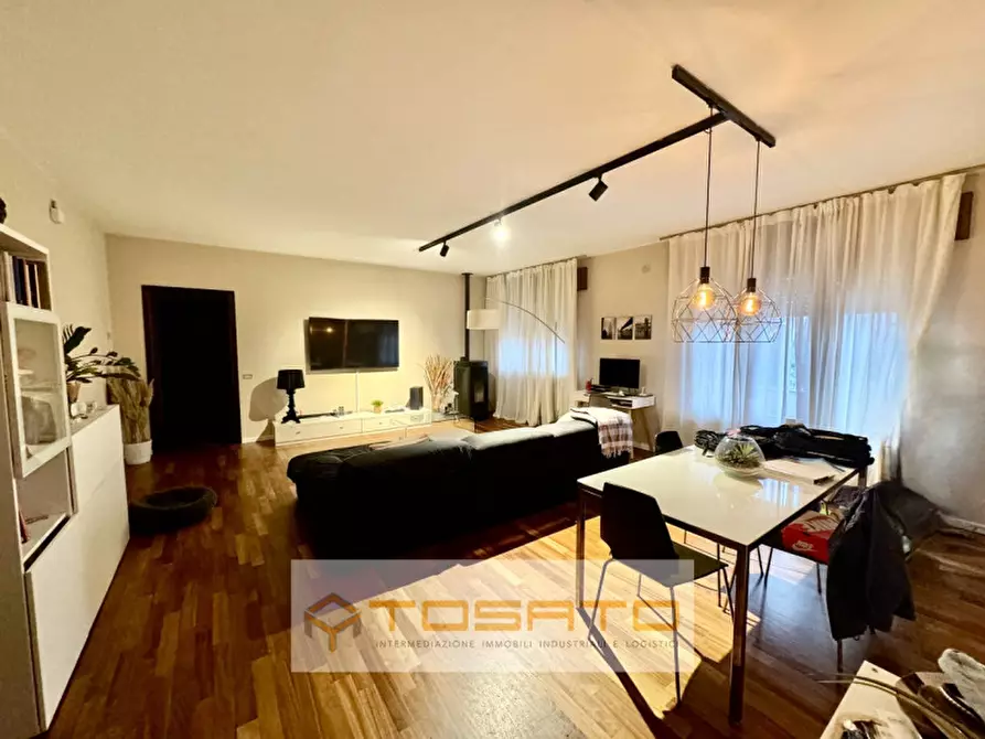 Immagine 10 di Capannone industriale in vendita  a Montagnana