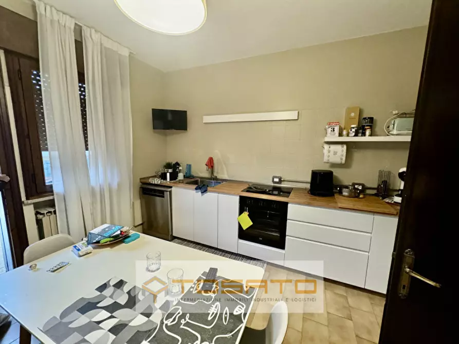 Immagine 11 di Capannone industriale in vendita  a Montagnana