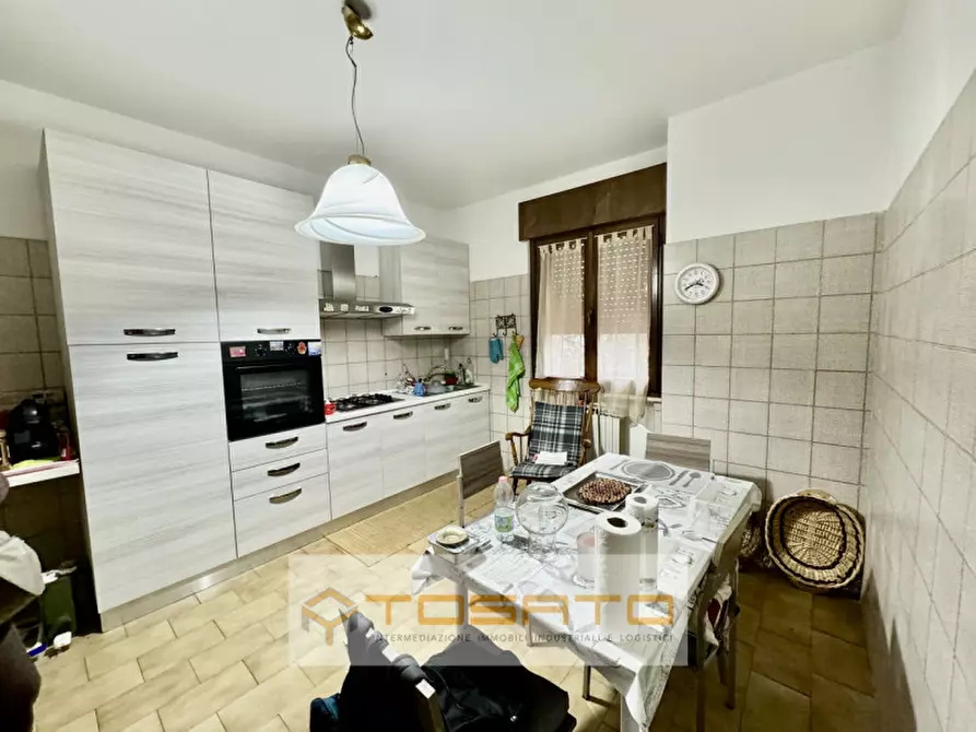 Immagine 13 di Capannone industriale in vendita  a Montagnana