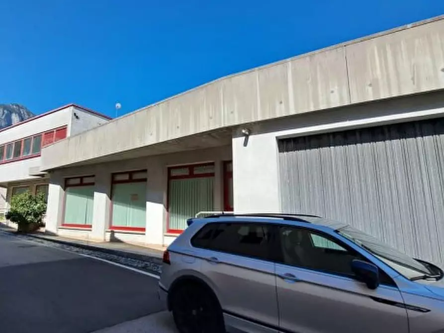 Immagine 3 di Ufficio in vendita  in Via Daniele Manin, 1 a Montereale Valcellina