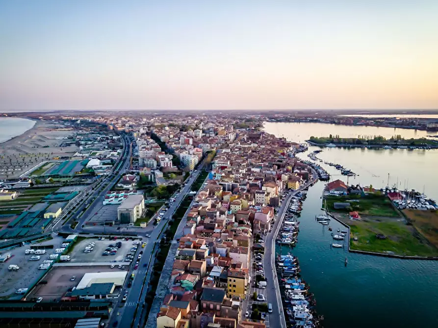 Immagine 1 di Appartamento in vendita  in Viale Veneto a Chioggia