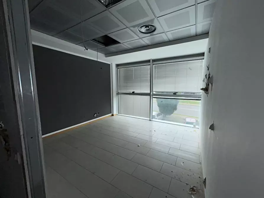 Immagine 2 di Ufficio in vendita  in Chiari via Brescia 34 a Chiari