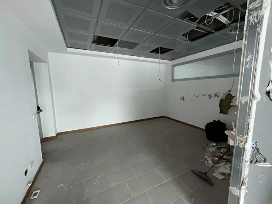 Immagine 4 di Ufficio in vendita  in Chiari via Brescia 34 a Chiari