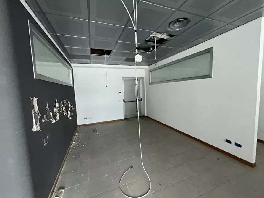 Immagine 11 di Ufficio in vendita  in Chiari via Brescia 34 a Chiari