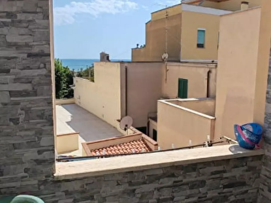 Immagine 16 di Appartamento in vendita  in Via Carlo Cattaneo a Nettuno