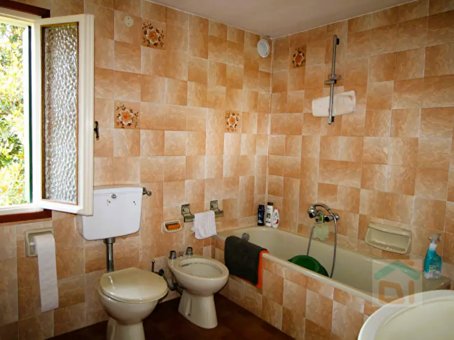 Immagine 7 di Casa bifamiliare in vendita  in Via Piave 44 a Rivignano Teor