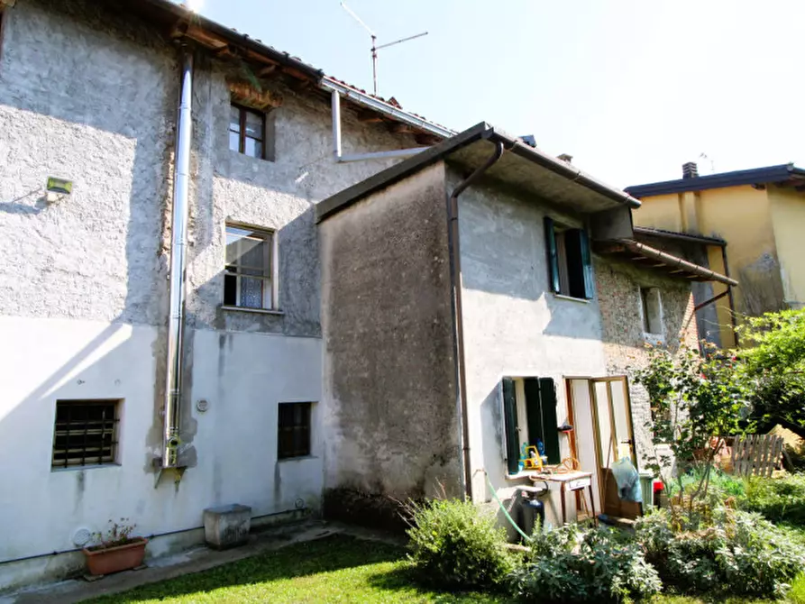 Immagine 15 di Casa bifamiliare in vendita  in Via Piave 44 a Rivignano Teor