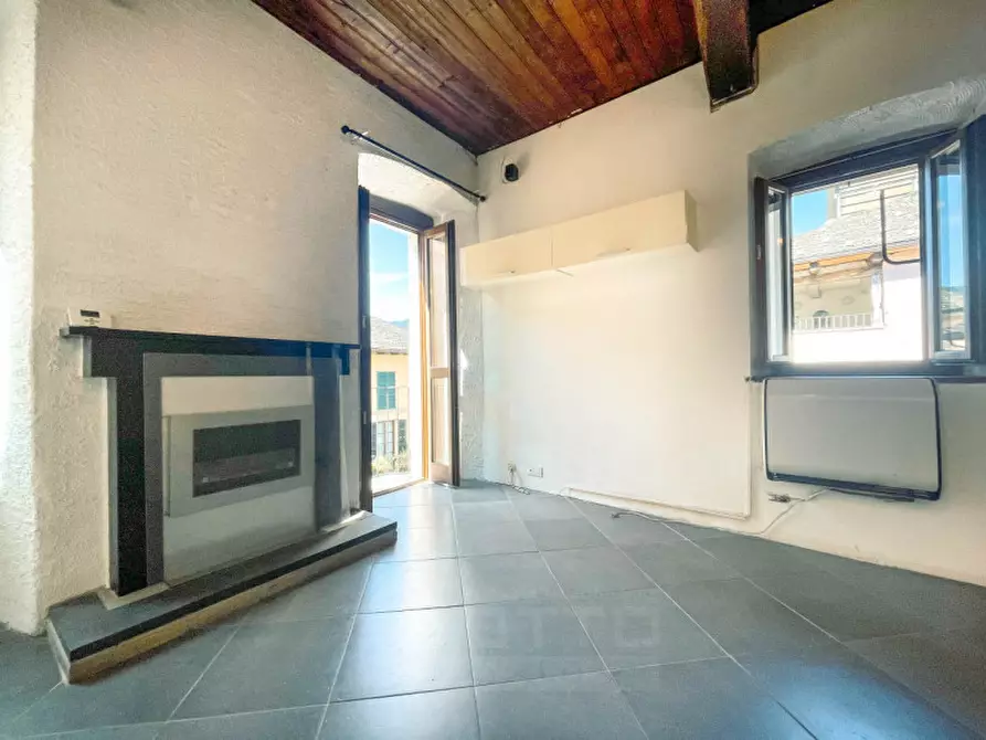 Immagine 5 di Appartamento in vendita  in via Bersani a Orta San Giulio