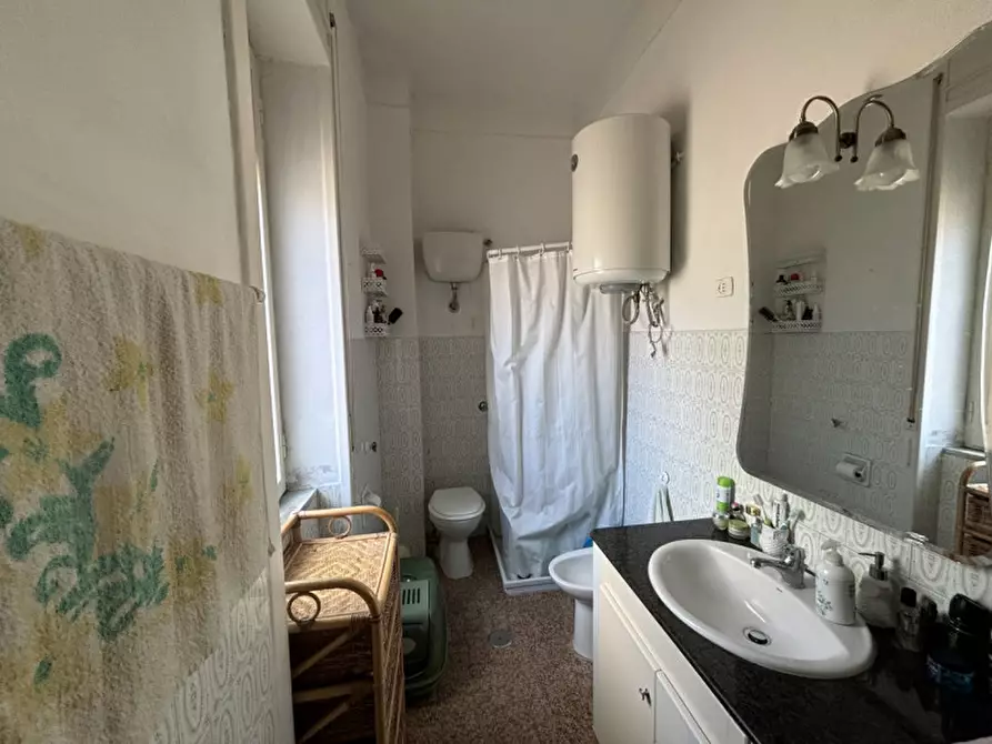 Immagine 3 di Appartamento in vendita  in VIA CUPA BIANCHINI a Torre Del Greco