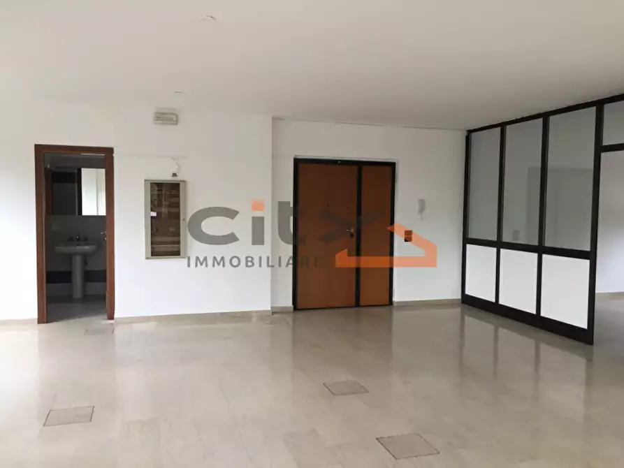 Immagine 2 di Ufficio in affitto  a Bassano Del Grappa