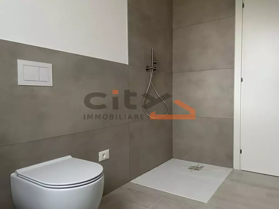 Immagine 6 di Attico in vendita  a Cassola