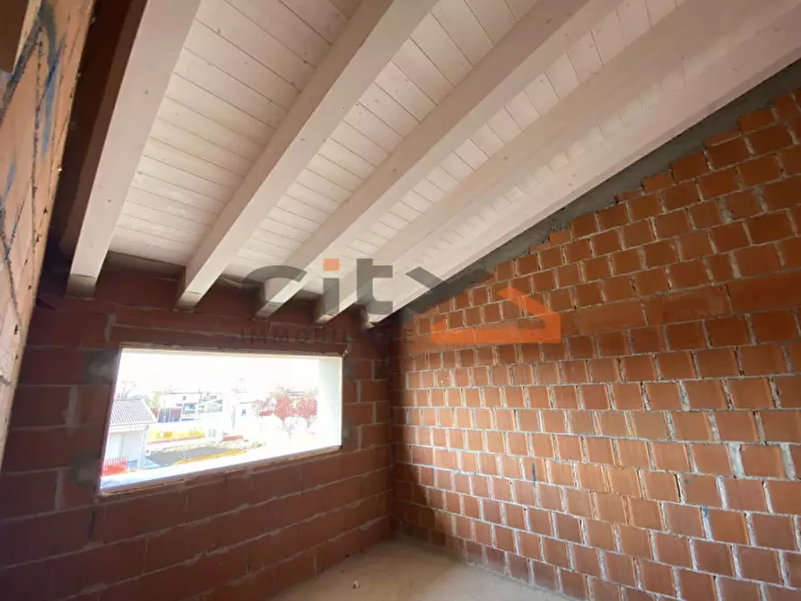 Immagine 2 di Villetta a schiera in vendita  a Tezze Sul Brenta