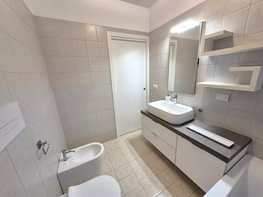 Immagine 7 di Appartamento in vendita  a Padova