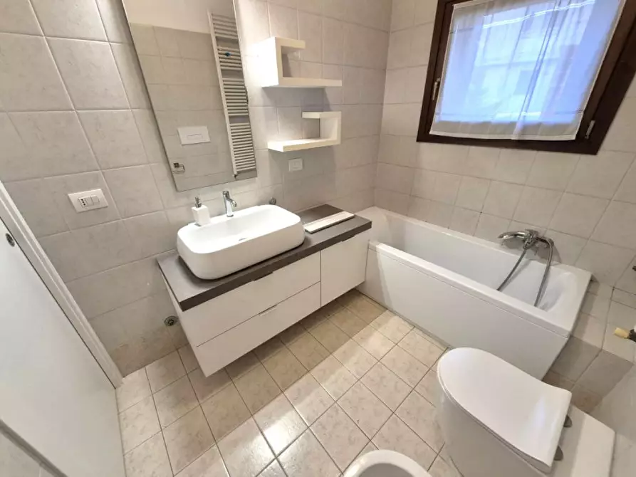 Immagine 8 di Appartamento in vendita  a Padova