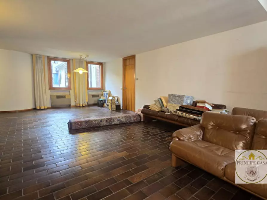 Immagine 8 di Palazzo in vendita  in via S. Rocco 17 19 a Este