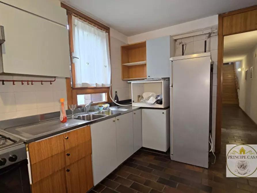 Immagine 12 di Palazzo in vendita  in via S. Rocco 17 19 a Este