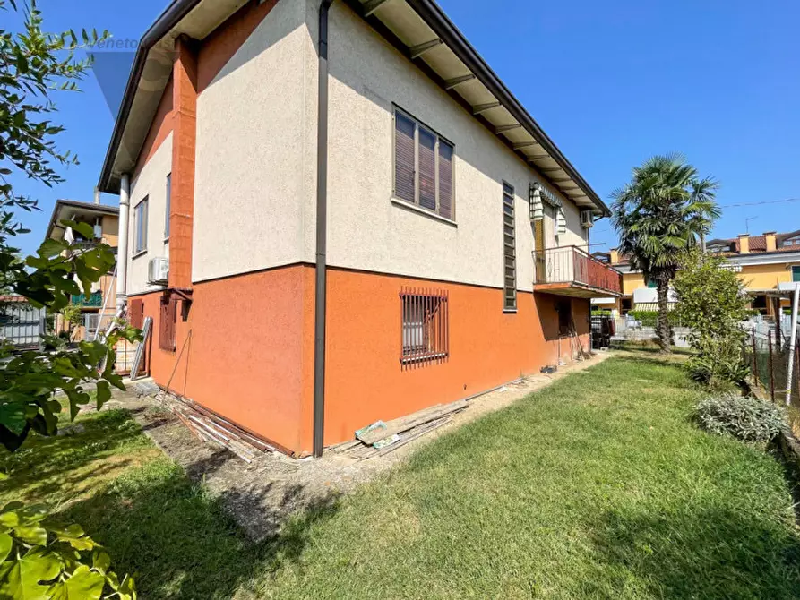 Immagine 2 di Casa indipendente in vendita  a Ponte San Nicolò