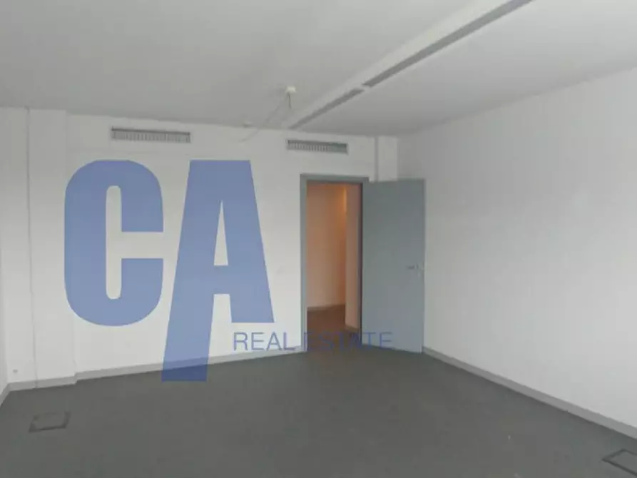 Immagine 5 di Ufficio in affitto  in VIA WINCKELMANN GIOVANNI GIOACCHINO a Milano