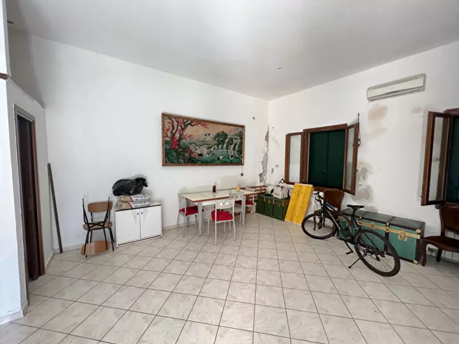 Immagine 3 di Negozio in vendita  in Calle Dei Bragadini 1155 a Chioggia