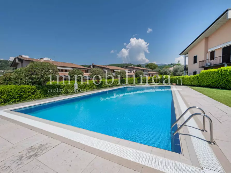 Immagine 2 di Appartamento in vendita  in VIA MONTE BALDO a Garda