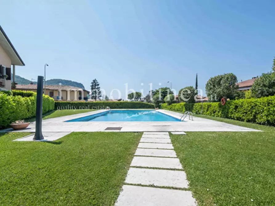 Immagine 3 di Appartamento in vendita  in VIA MONTE BALDO a Garda