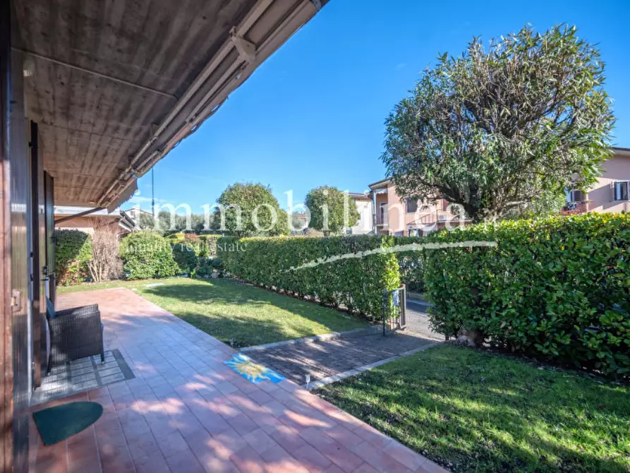 Immagine 4 di Appartamento in vendita  in VIA MONTE BALDO a Garda