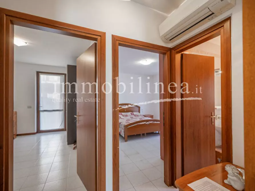 Immagine 17 di Appartamento in vendita  in VIA MONTE BALDO a Garda