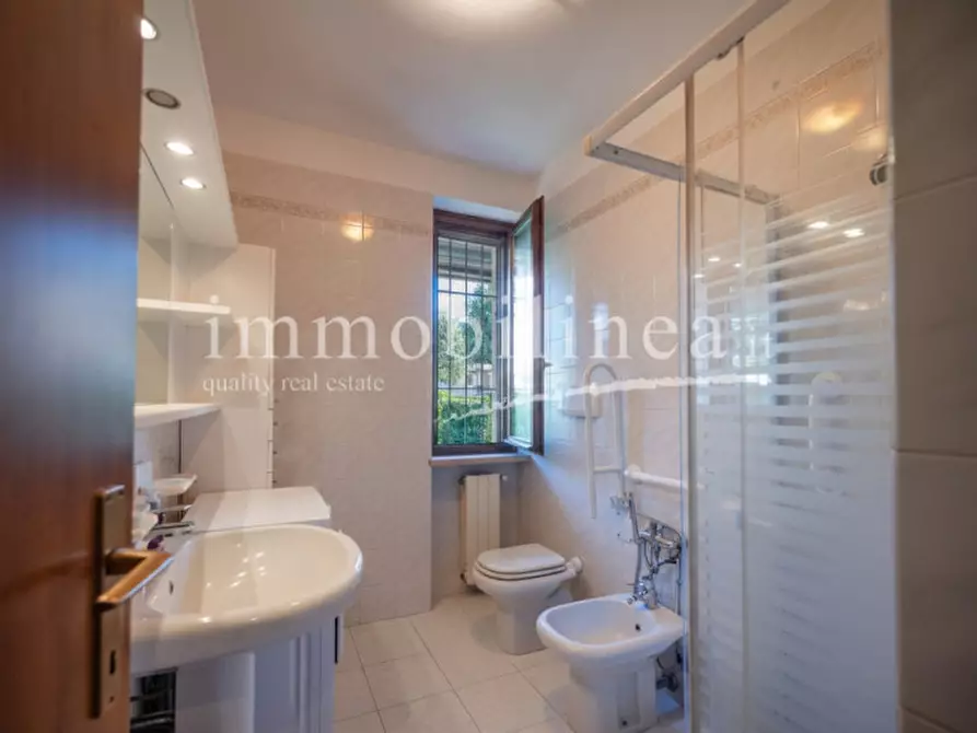 Immagine 20 di Appartamento in vendita  in VIA MONTE BALDO a Garda