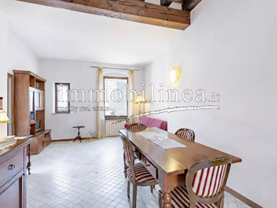 Immagine 6 di Appartamento in vendita  in Viale della Repubblica a Costermano sul Garda