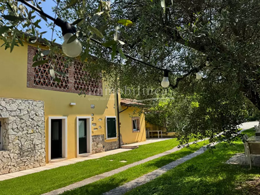 Immagine 9 di Rustico / casale in vendita  a Bardolino