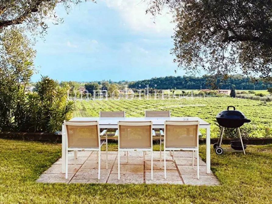 Immagine 11 di Rustico / casale in vendita  a Bardolino