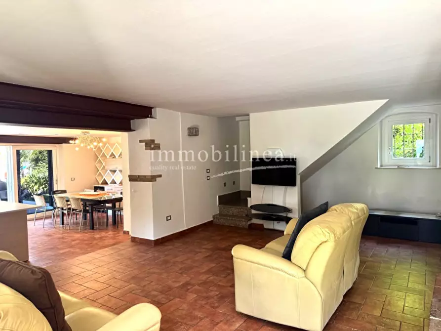 Immagine 20 di Rustico / casale in vendita  a Bardolino