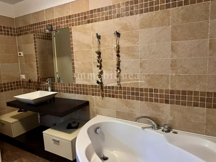 Immagine 23 di Rustico / casale in vendita  a Bardolino