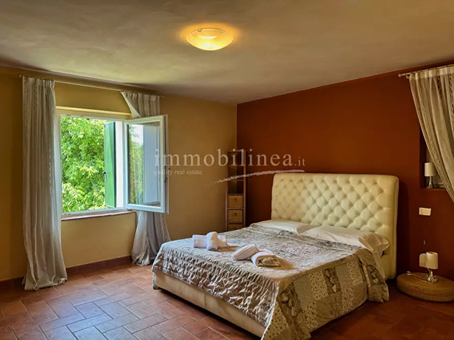 Immagine 25 di Rustico / casale in vendita  a Bardolino