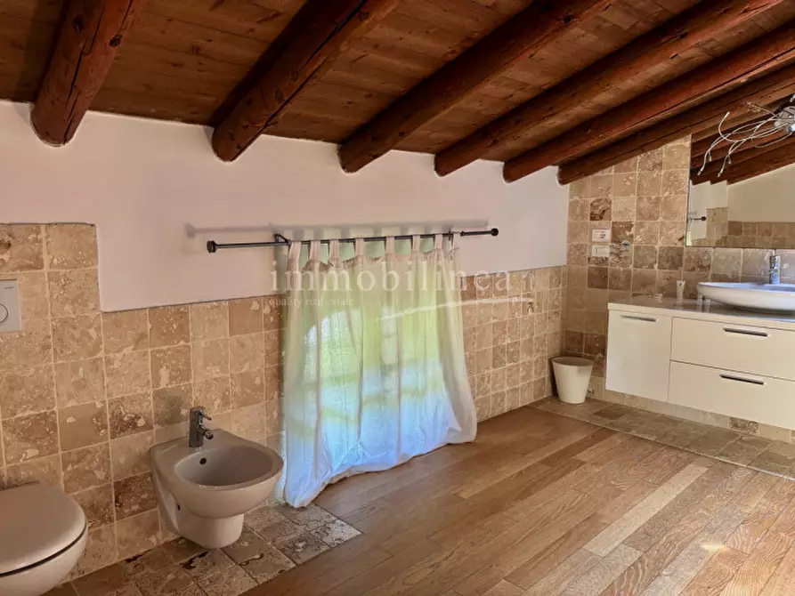 Immagine 29 di Rustico / casale in vendita  a Bardolino
