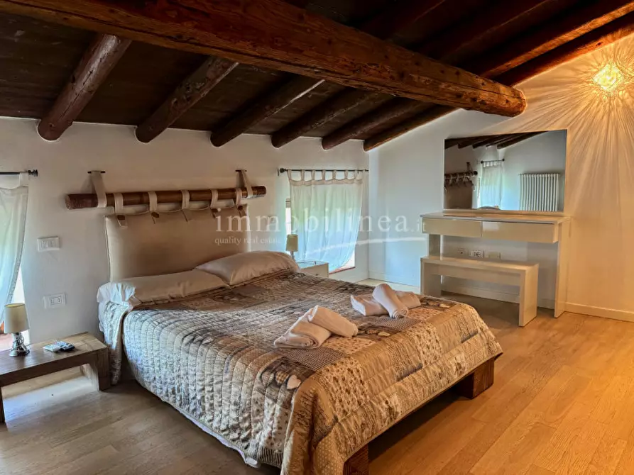 Immagine 33 di Rustico / casale in vendita  a Bardolino